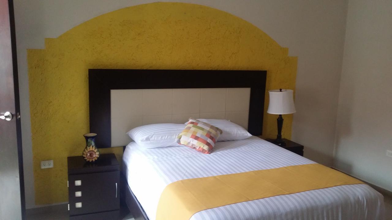 Hotel Quinta Marciala Mx Valladolid  Luaran gambar